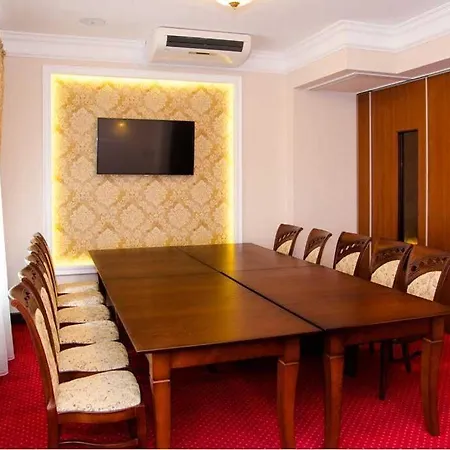 Palac Mysleta Hotel *