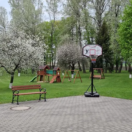 Palac Mysleta Uzdowo