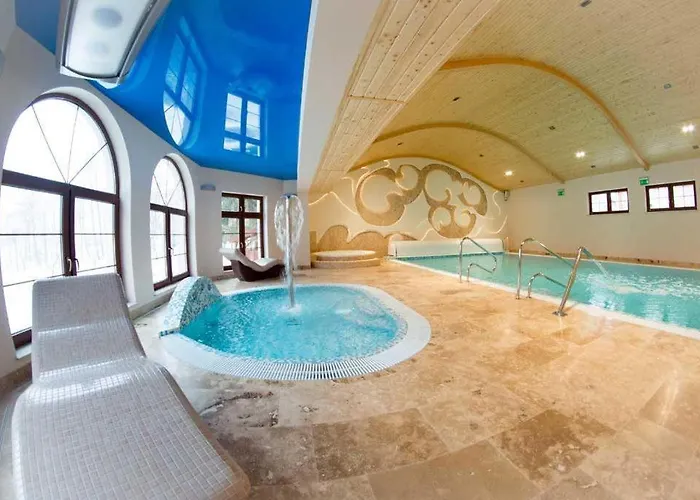 Pałac Myślęta * Uzdowo