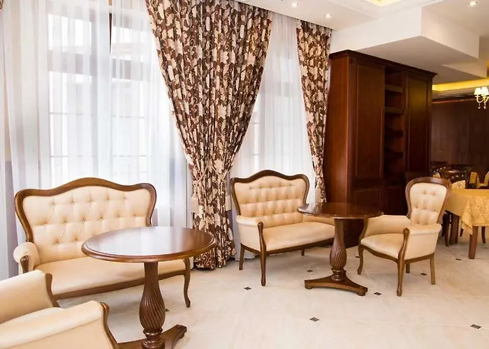 Hotel Pałac Myślęta *