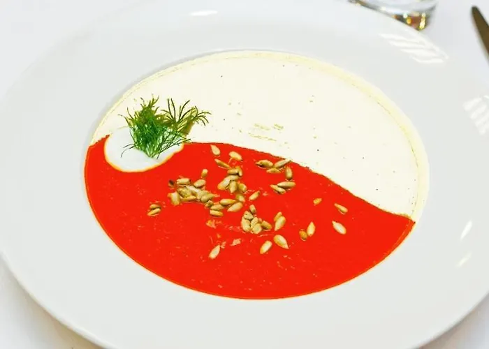 Pałac Myślęta Hotel *